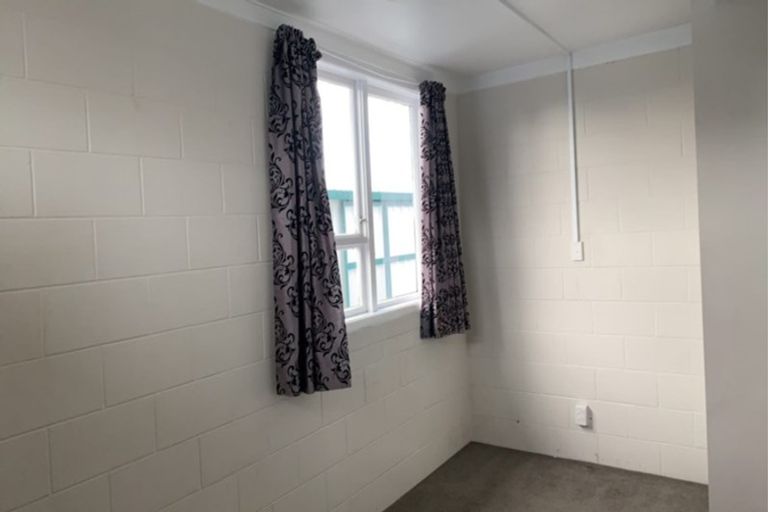 Photo of property in 17 Solent Street, Mangere, Auckland, 2022