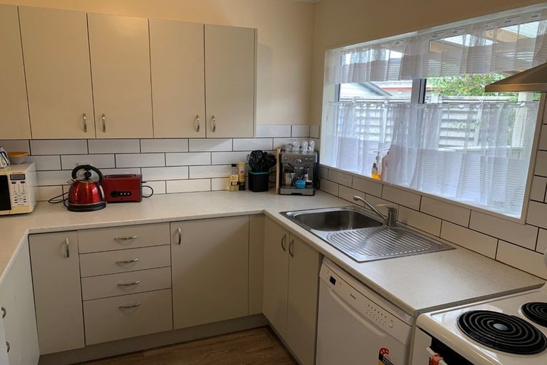 Photo of property in 56 Hamilton Drive, Waiuku, 2123