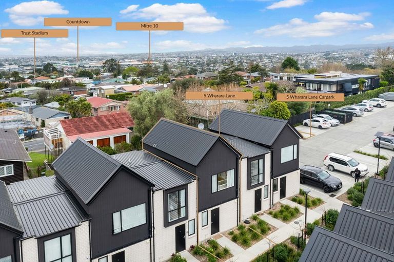 Photo of property in 5 Wharara Lane, Massey, Auckland, 0614