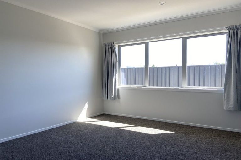 Photo of property in 18 Guy Street, Waipawa, 4210