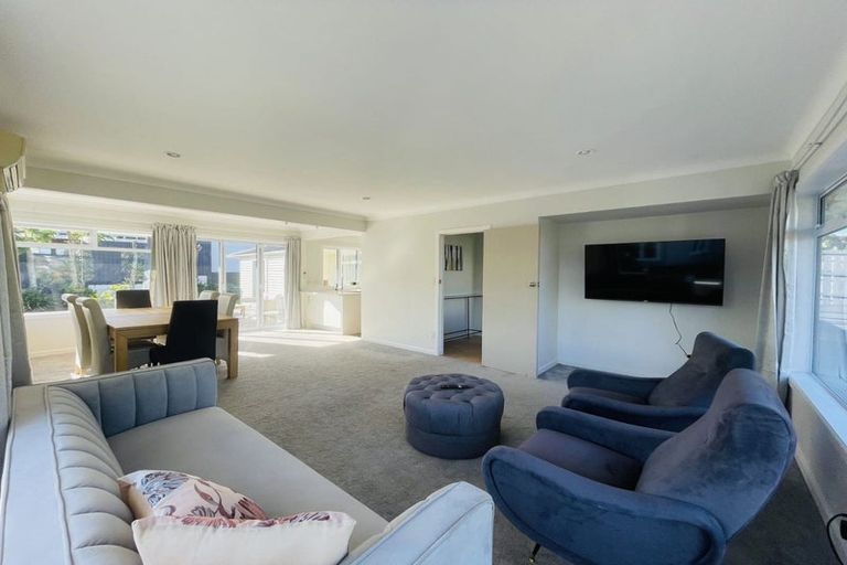 Photo of property in 2/31 Wolsley Avenue, Milford, Auckland, 0620