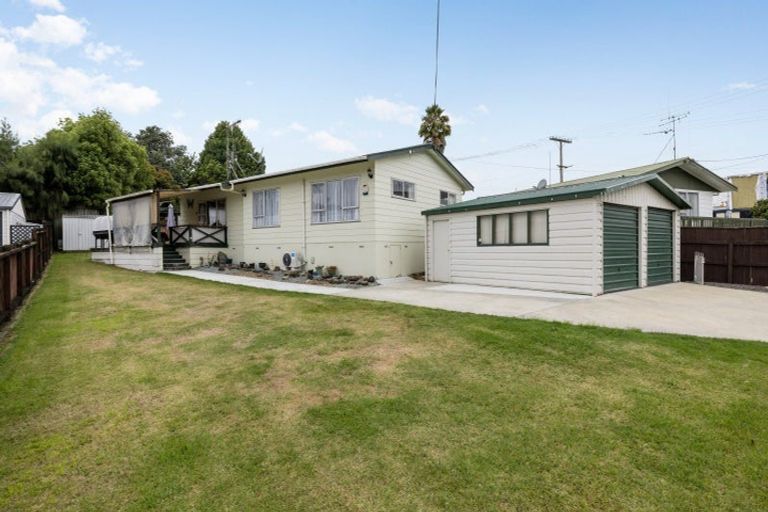 Photo of property in 77 Peacockes Road, Fitzroy, Hamilton, 3206