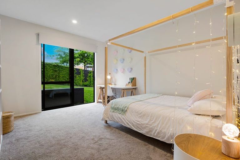 Photo of property in 5 Remuremu Street, Long Bay, Auckland, 0630