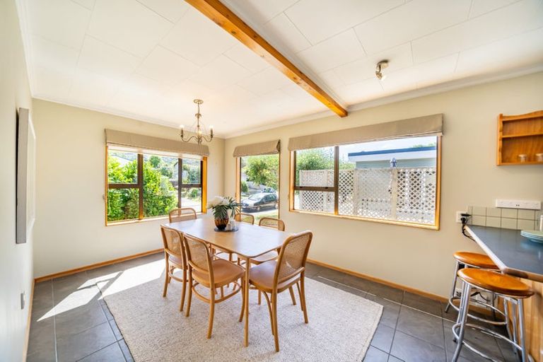 Photo of property in 28 Perry Street, Heretaunga, Upper Hutt, 5018