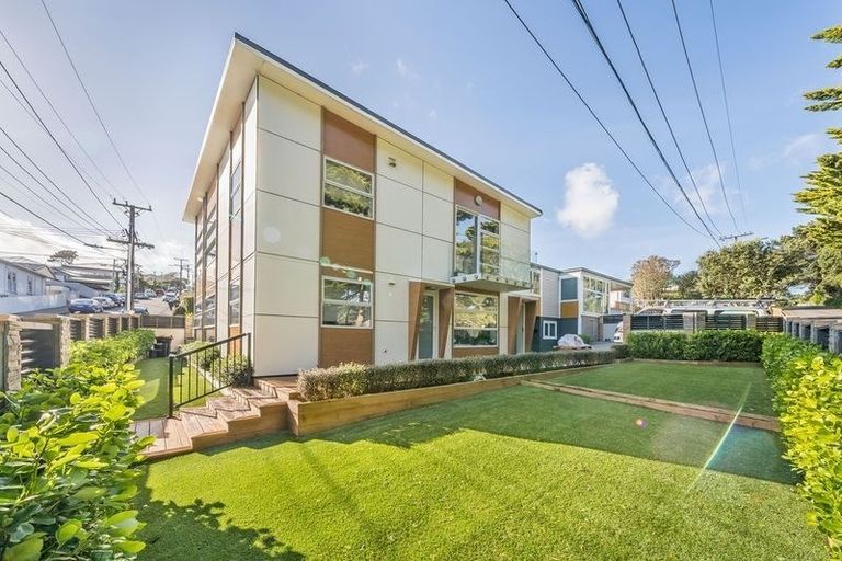 Photo of property in 22 Burgess Road, Johnsonville, Wellington, 6037