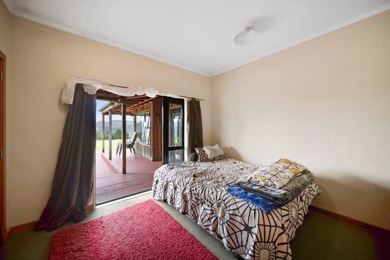 Photo of property in 22 Falls Road, Hunua, Papakura, 2583