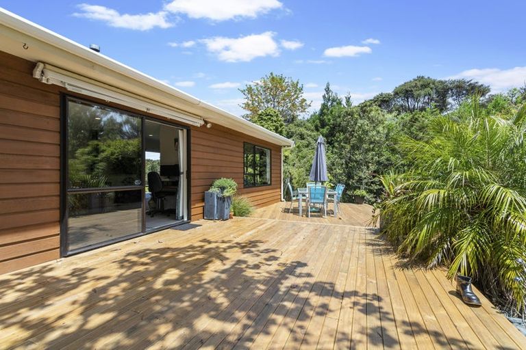 Photo of property in 45 Autumn Avenue, Glen Eden, Auckland, 0602