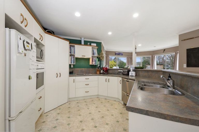 Photo of property in 8 Antonia Place, Kinloch, Taupo, 3377