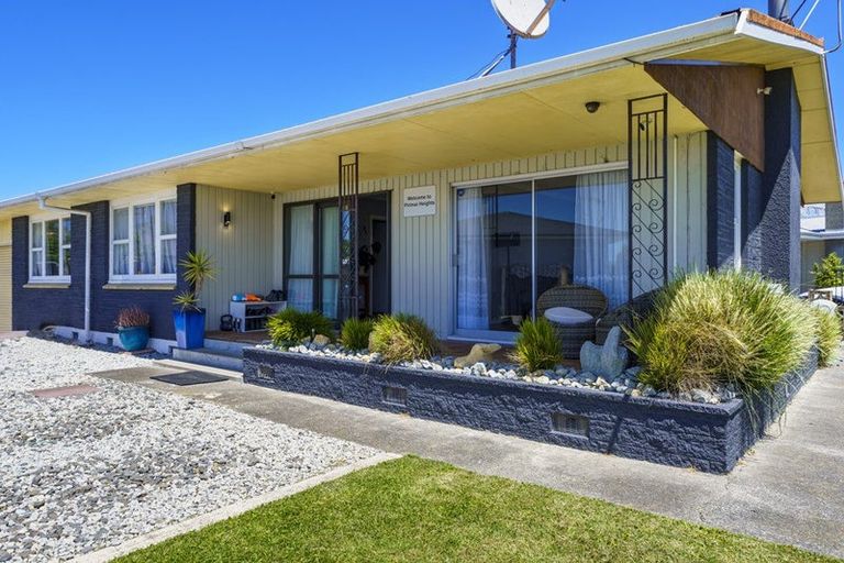 Photo of property in 6 Mcgregor Avenue, Pirimai, Napier, 4112