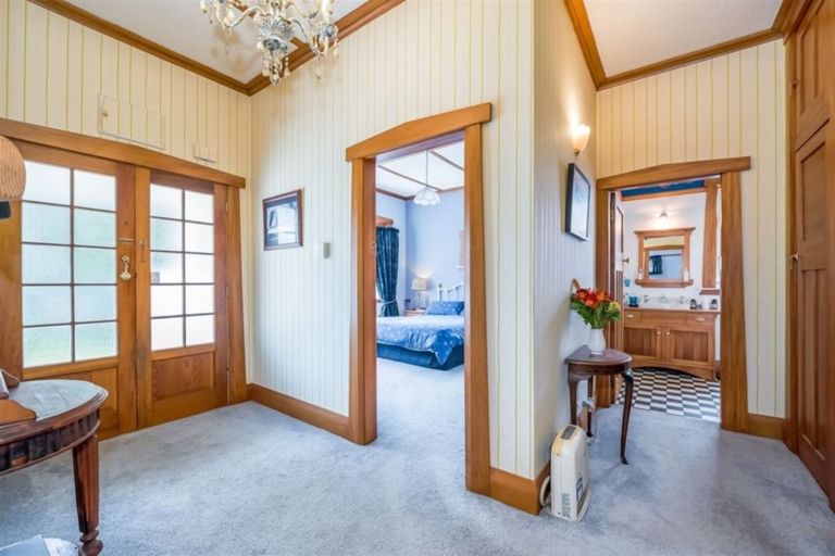 Photo of property in 47 Cambridge Terrace, Waiwhetu, Lower Hutt, 5010