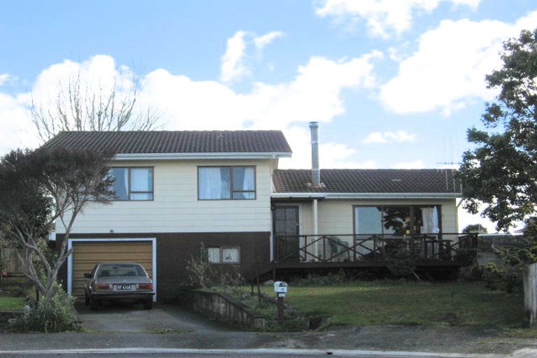 Photo of property in 1b Takahe Street, Tikipunga, Whangarei, 0112