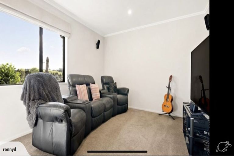 Photo of property in 64 Hawthorne Lane, Kingseat, Papakura, 2580