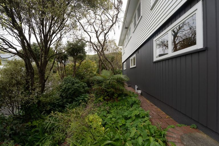 Photo of property in 115 Oriel Avenue, Tawa, Wellington, 5028