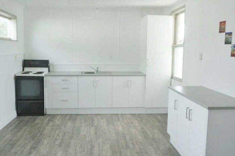 Photo of property in 17 Havelock Street, Phillipstown, Christchurch, 8011