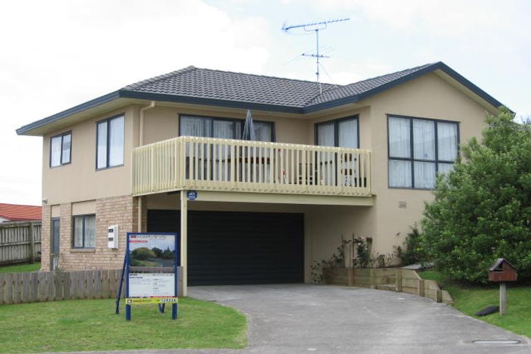 Photo of property in 47 Patts Avenue, Glendene, Auckland, 0602