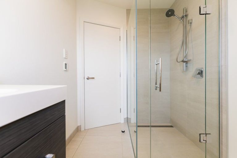 Photo of property in 51 Isadore Road, Saint Clair, Dunedin, 9012