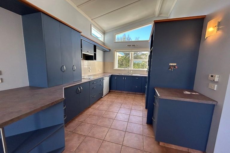 Photo of property in 54 Aorangi Road, Paraparaumu, 5032