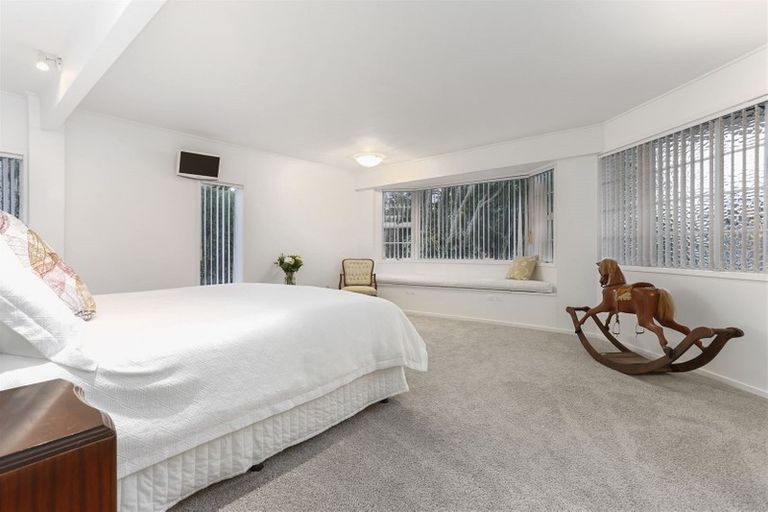 Photo of property in 42 Eban Avenue, Hillcrest, Auckland, 0627