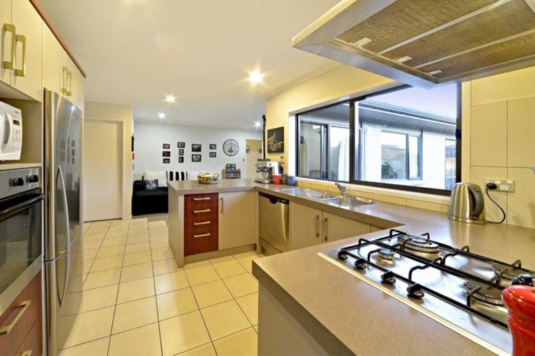 Photo of property in 4 Gordal Place, Flat Bush, Auckland, 2016