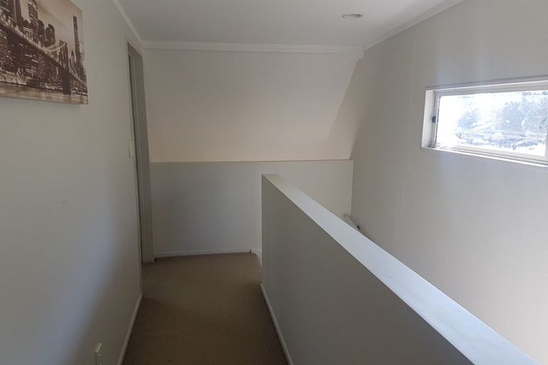 Photo of property in 30 Banks Road, Mount Wellington, Auckland, 1060