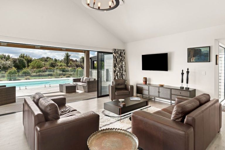 Photo of property in 9 Mill Grove, Clareville, Carterton, 5713