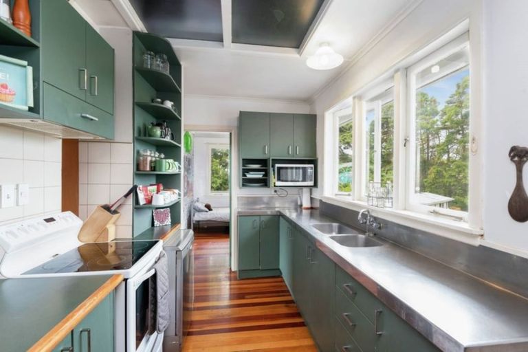 Photo of property in 214 Moore Street, Howick, Auckland, 2014