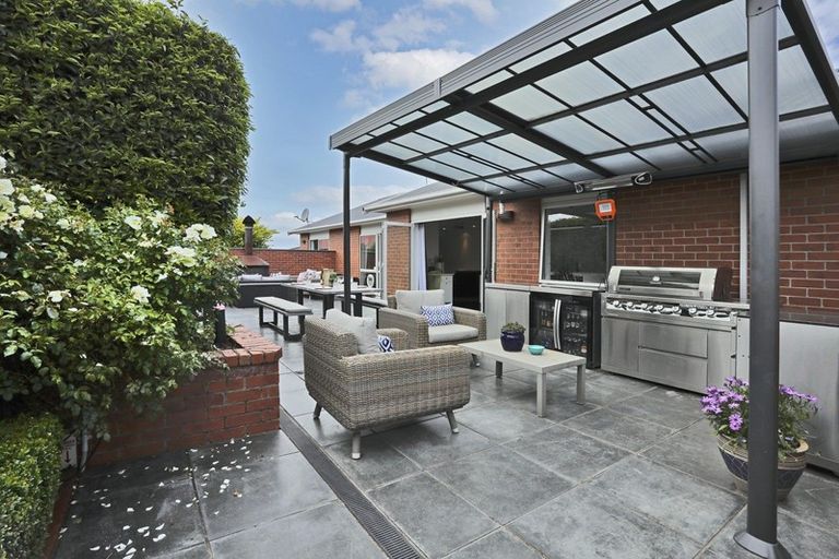 Photo of property in 16 Hoffman Court, Waikiwi, Invercargill, 9810