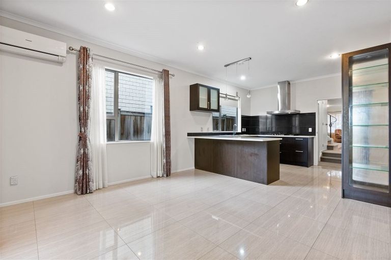 Photo of property in 77 Valderama Drive, Flat Bush, Auckland, 2019