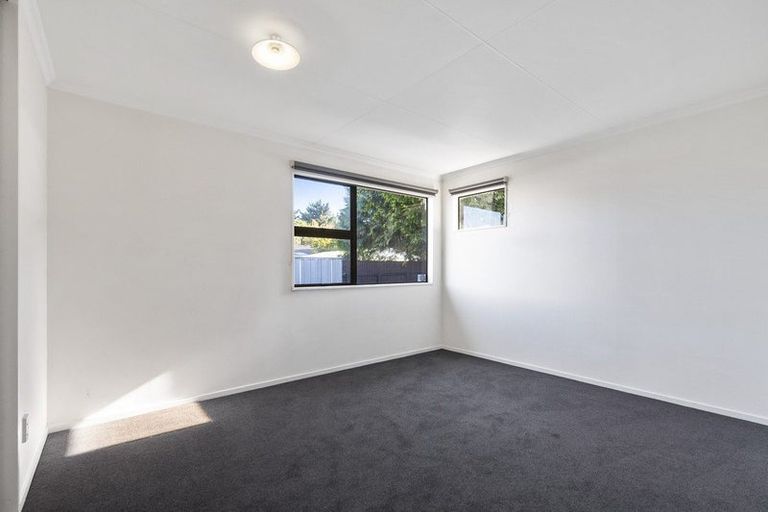 Photo of property in 1 Laurel Place, Awapuni, Palmerston North, 4412