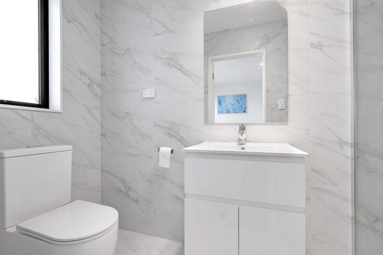 Photo of property in 9b Putiputi Way, Papakura, 2110