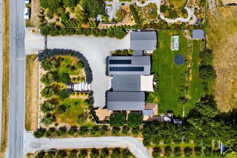 Photo of property in 57 Hall Road, Bannockburn, Cromwell, 9384