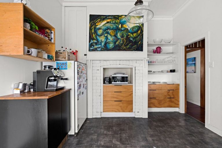 Photo of property in 1 Mcdonald Street, Napier South, Napier, 4110