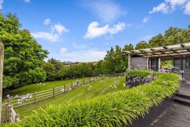 Photo of property in 305 Rapson Road, Kaukapakapa, 0871