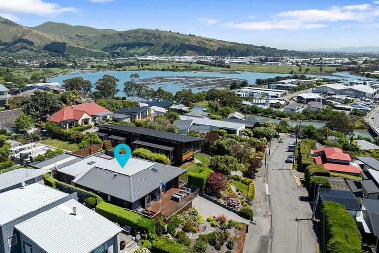 Photo of property in 63 Te Awakura Terrace, Mount Pleasant, Christchurch, 8081