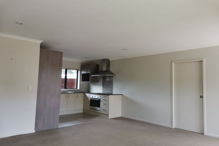 Photo of property in 38 Durham Street, Te Atatu Peninsula, Auckland, 0610