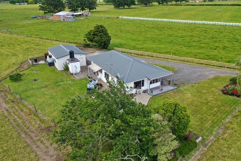 Photo of property in 40 Old Ferry Road, Orongo, Thames, 3574