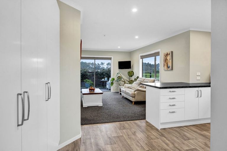 Photo of property in 7 Mercade Close, Stratford, 4332