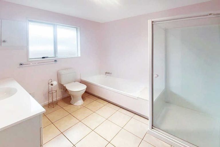 Photo of property in 10a Mundys Road, Dallington, Christchurch, 8061