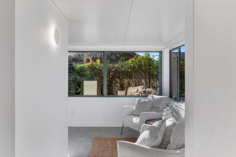 Photo of property in 10 Saint Thomas Place, Woolston, Christchurch, 8062