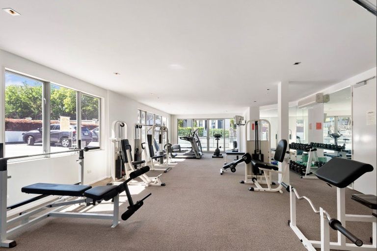 Photo of property in 1/7 The Promenade, Takapuna, Auckland, 0622