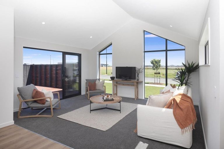 Photo of property in 43 Candlesticks Crescent, Lincoln, 7608