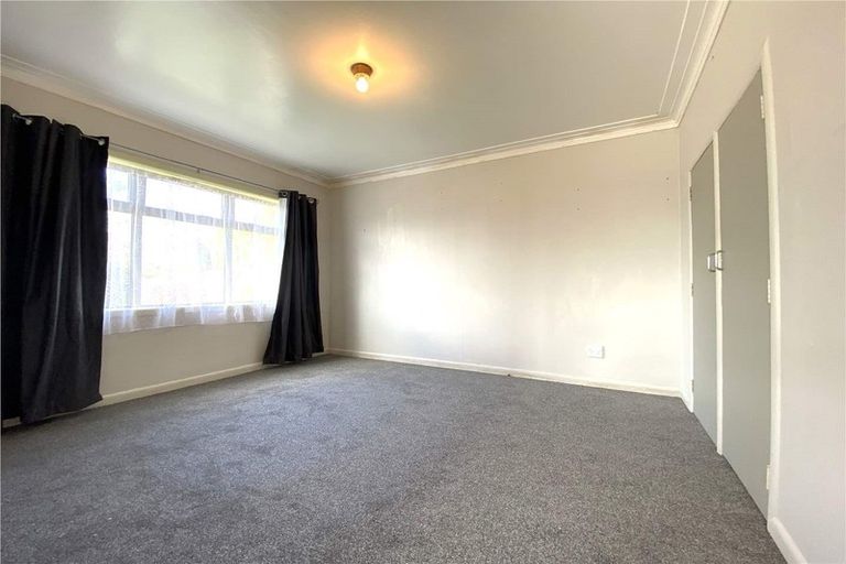 Photo of property in 304 Glengarry Road, Glen Eden, Auckland, 0602