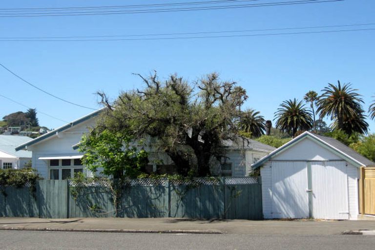 Photo of property in 17 Guyton Street, Whanganui, 4500