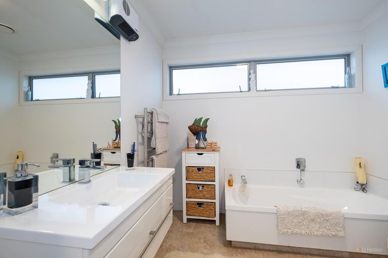 Photo of property in 10 Climie Terrace, Waimataitai, Timaru, 7910