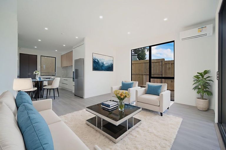 Photo of property in 8/17 Julian Place, Otara, Auckland, 2023