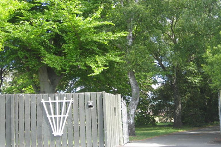 Photo of property in 31 Carlsen Street, Burwood, Christchurch, 8083