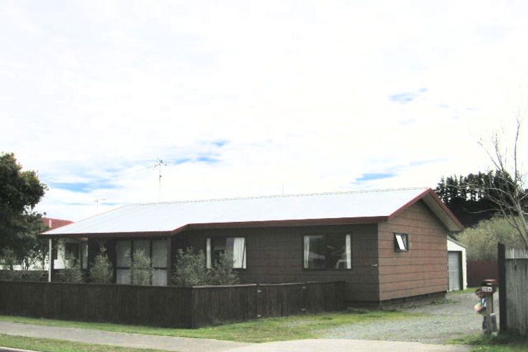 Photo of property in 20 Solomon Street, Brookfield, Tauranga, 3110