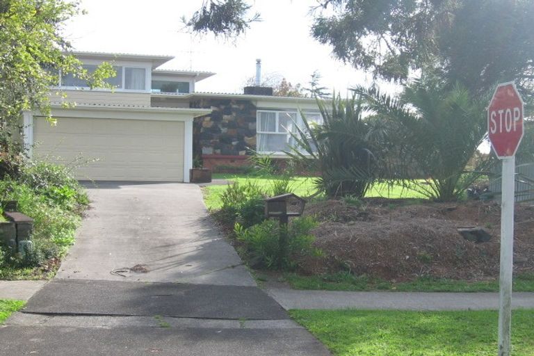 Photo of property in 1 The Boulevard, Sunnyhills, Auckland, 2010