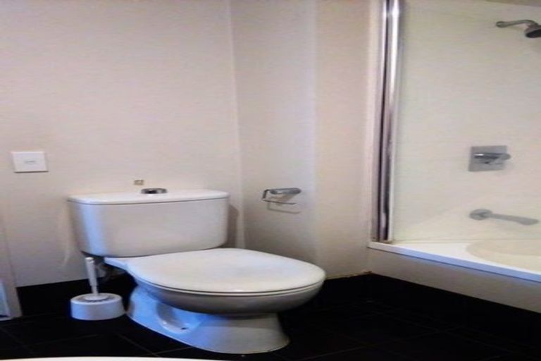 Photo of property in 1g/160 Symonds Street, Eden Terrace, Auckland, 1010