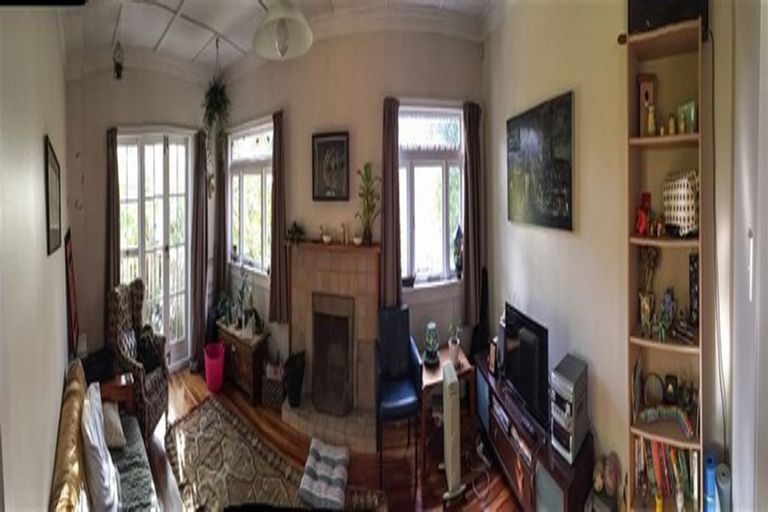 Photo of property in 98 Calgary Street, Mount Eden, Auckland, 1041